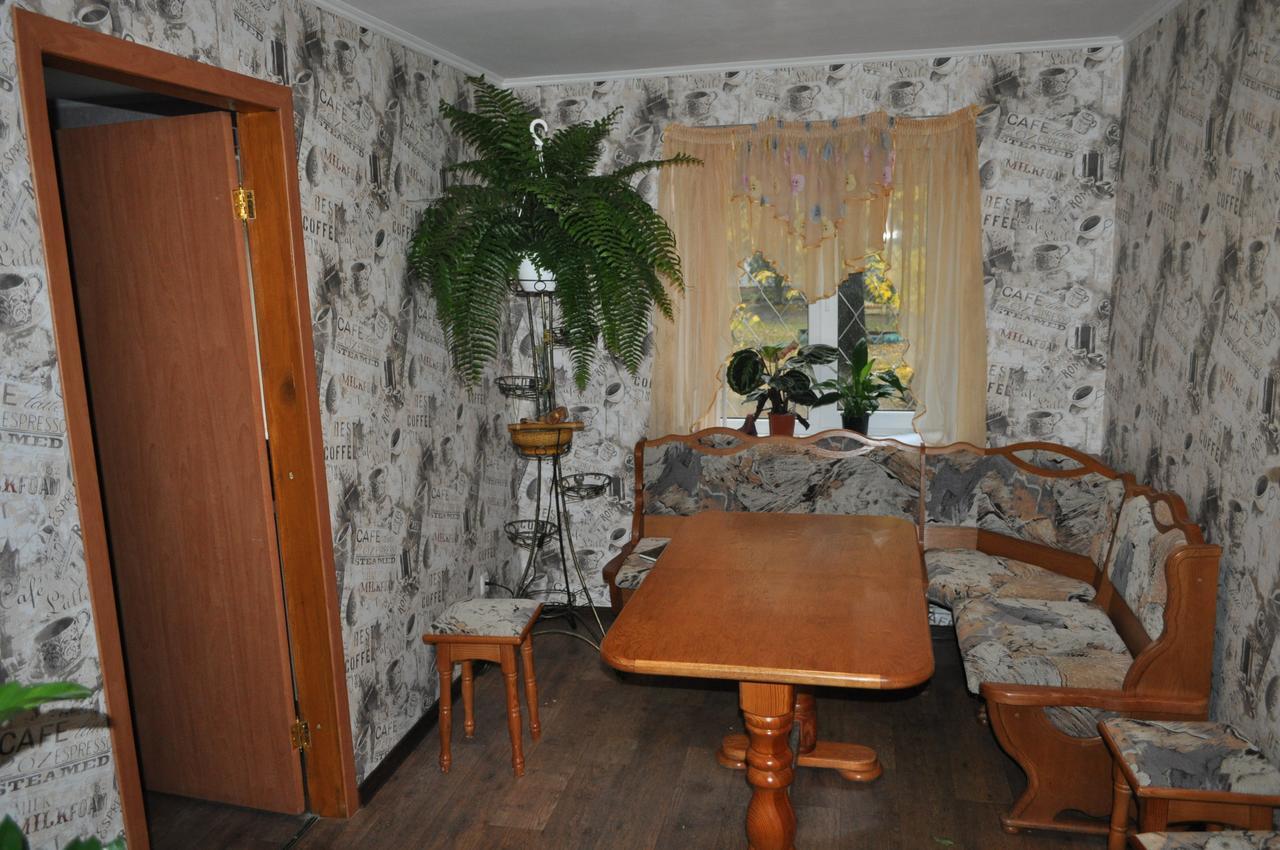 Hostel Bayit เครเมนชุก ภายนอก รูปภาพ